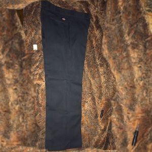 NEW Dickies 874 Original Fit ..... with NO TAG